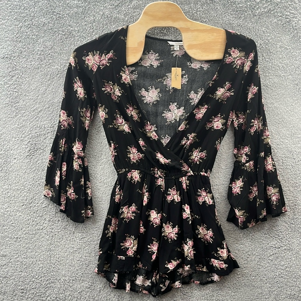 American eagle outfitters size XS romper shorts black floral long flared sleeves